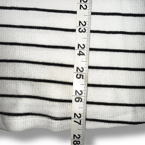 LANE BRYANT Mock Neck Ribbed Tank Classic Sleeveless - 18/20 White/ Black Stripe - Picture 12 of 14